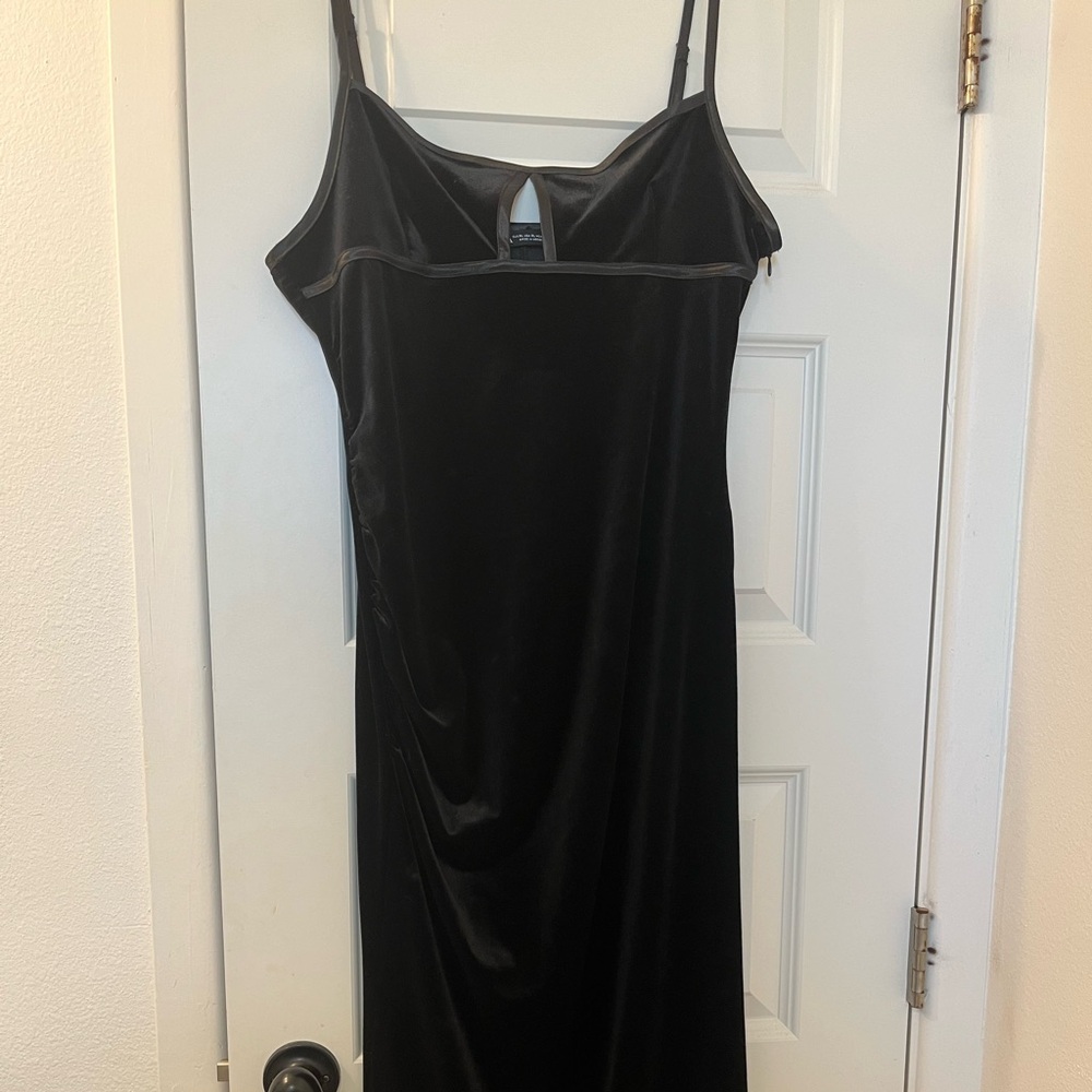 Zara Elegant Black Velvet Maxi Dress